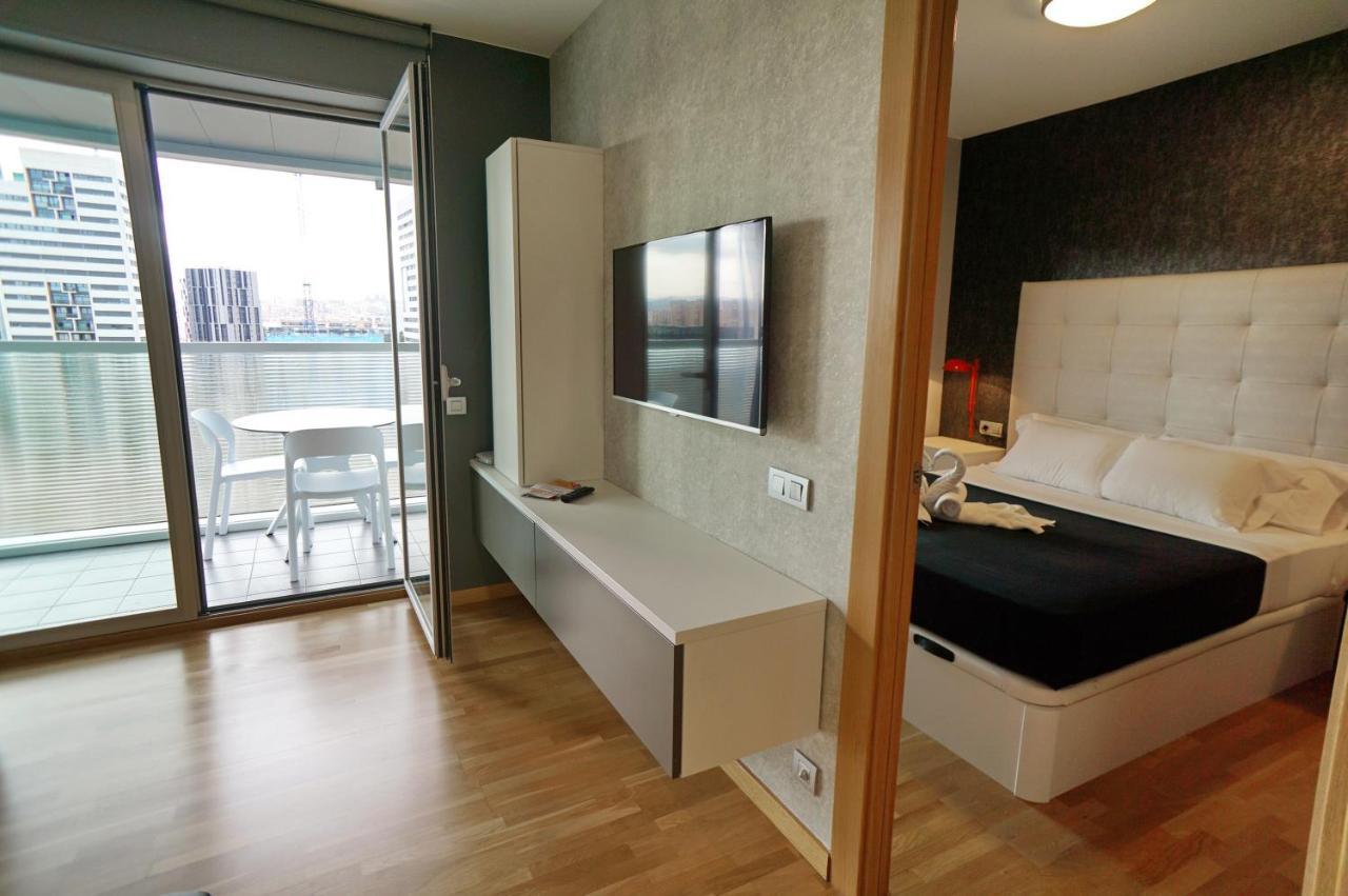 Апартаменты Fira Gran Via - Barcelona4Seasons Оспиталет-де-Льобрегат Экстерьер фото